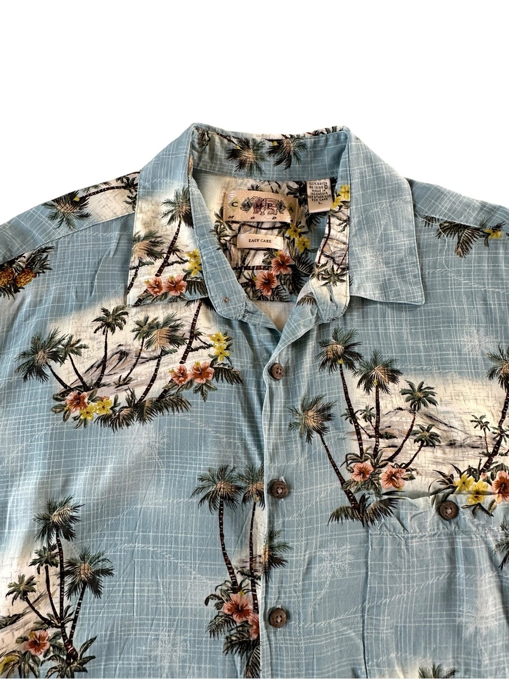 Men's Light Blue Island Print Short Sleeve Button-Down Shirt Large - Picture 2 of 7